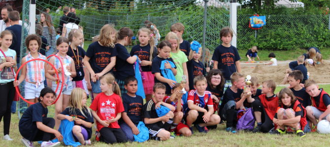 Unser Schulfest am 11.06.2016 war super, hier ein paar Bilder. Unser Schulfest am 11.06.2016 war super, hier ein paar Bilder.